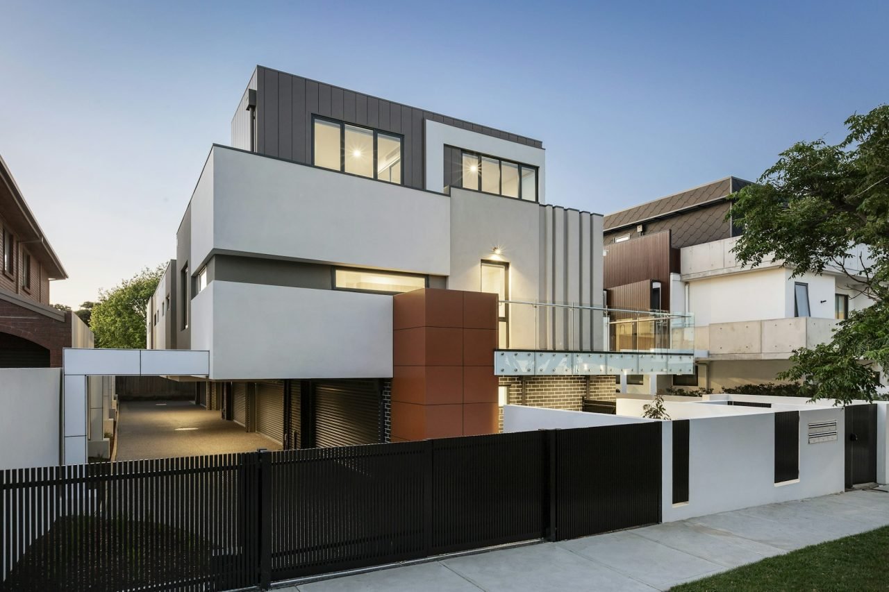 Modern House Facade 1